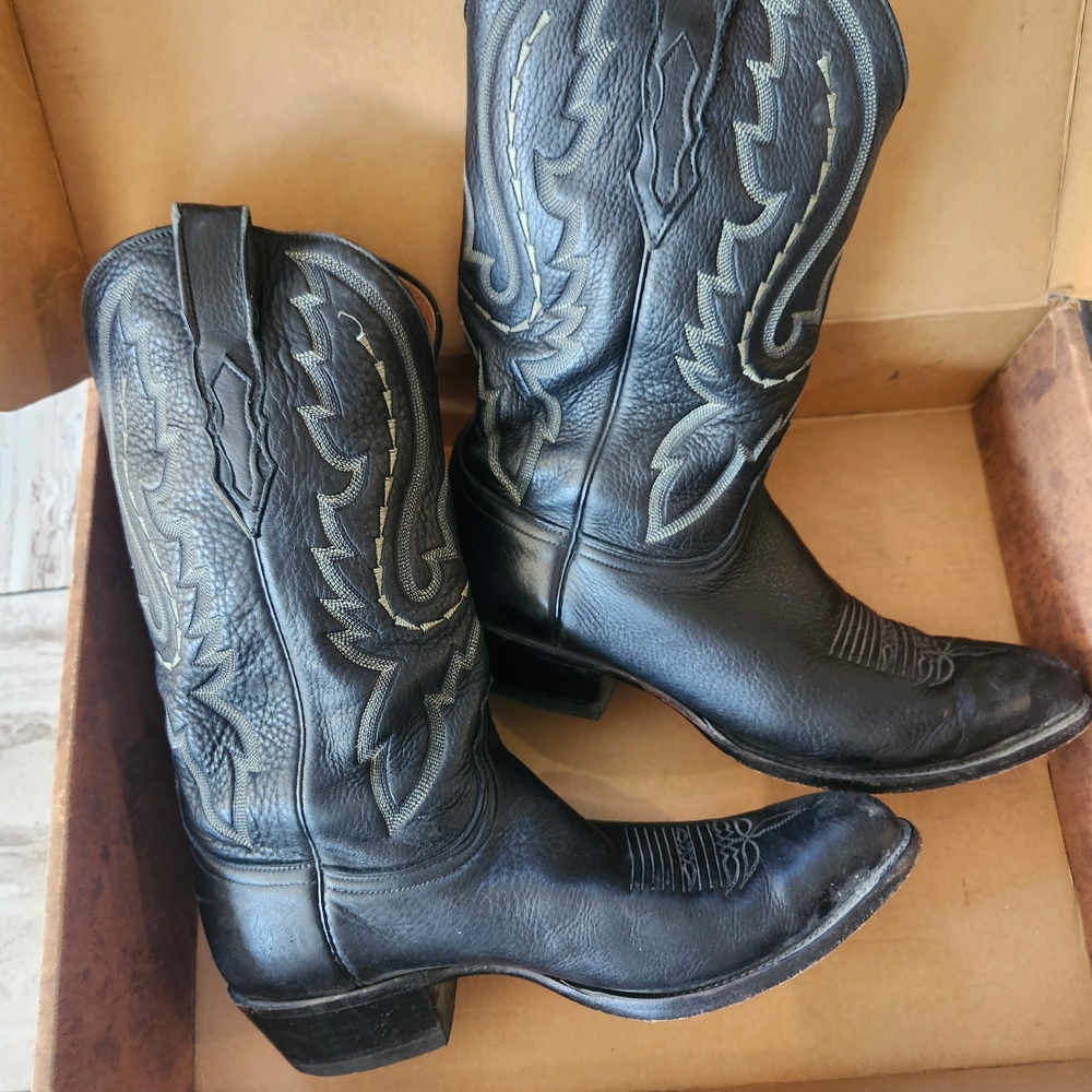 Lucchese Classics Handmade Boot Box - Picture 3 of 7